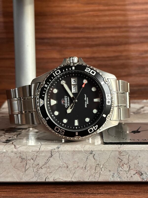 Orient Ray II - Image 3