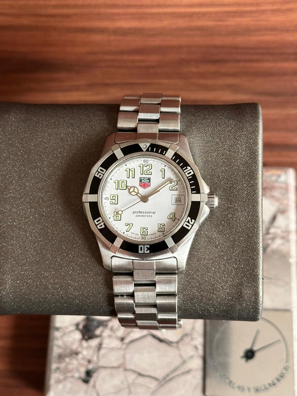 Tag Heuer Professional - Image 10