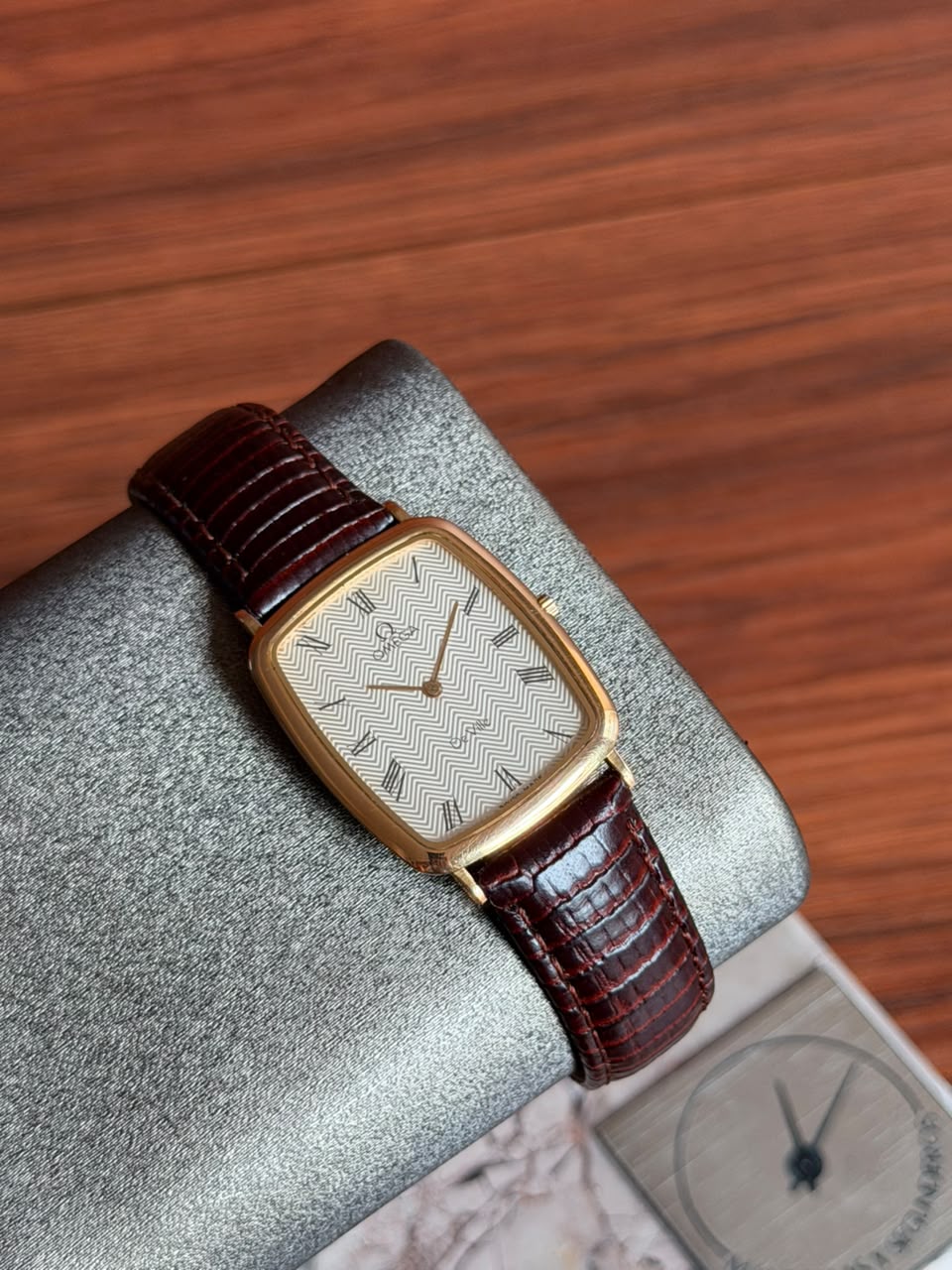 Omega de Ville Tank - Image 8